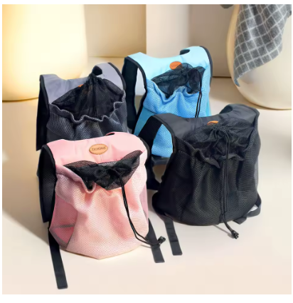 Meelas Adventure Carrier