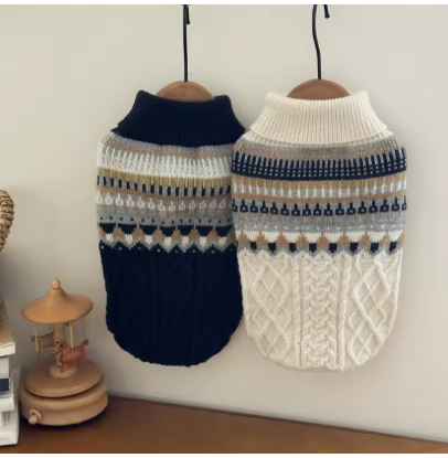 Meelas Vintage Paw Sweater