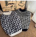 Meelas Designer Paw Knit