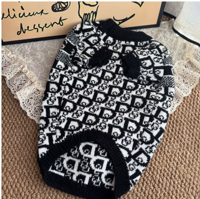 Meelas Designer Paw Knit